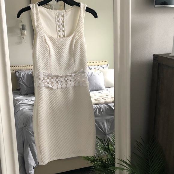White dress SZ S - Picture 7 of 12